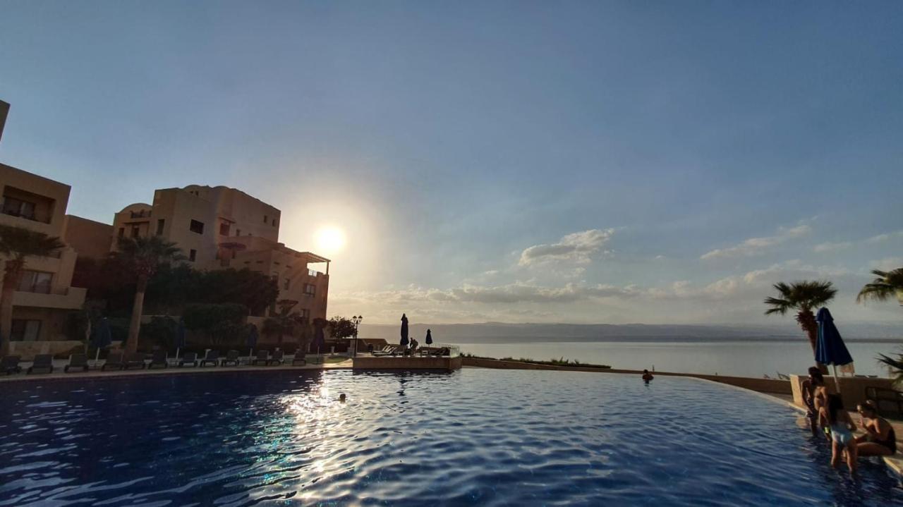 Comfy Stays: Sea View Apartments at Deadsea Samarah Resort Sweimeh Exterior photo