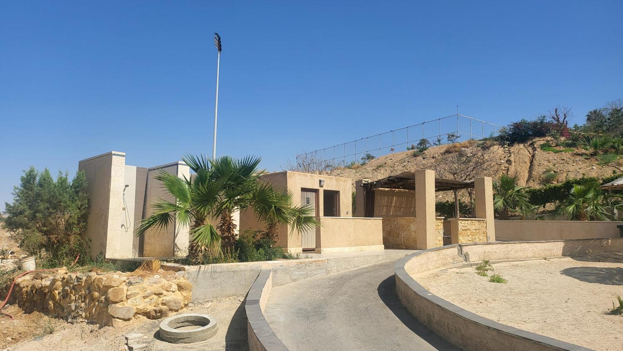Comfy Stays: Sea View Apartments at Deadsea Samarah Resort Sweimeh Exterior photo